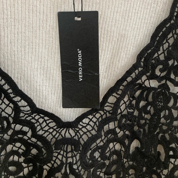 Vero Moda Top - Picture 2 of 7